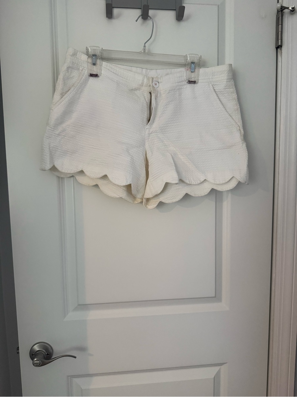 Lilly Pulitzer White Scallop-Hem High Waist Shorts